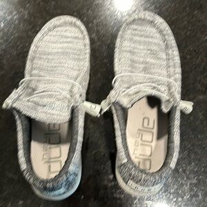 Men’s Hey Dudes, size 11
